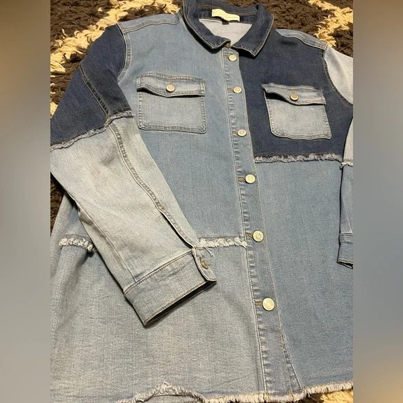 Women’s Patched Denim Button Down Shirt - Picture 3 of 10